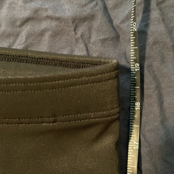 Cw-X compression shorts- new! Pink stitching - Picture 8 of 10